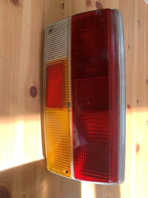 Feu Arriere Droit Peugeot 304