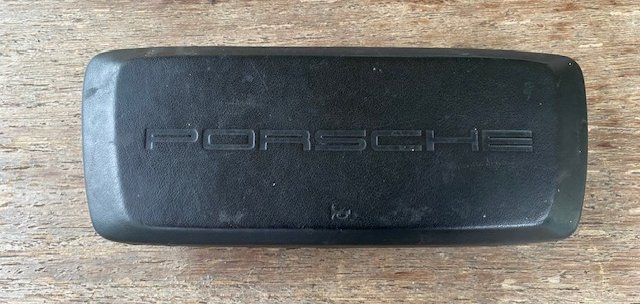 Centre de Volant Porsche 944