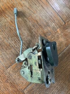 Gache ouverture de porte Lancia Montecarlo